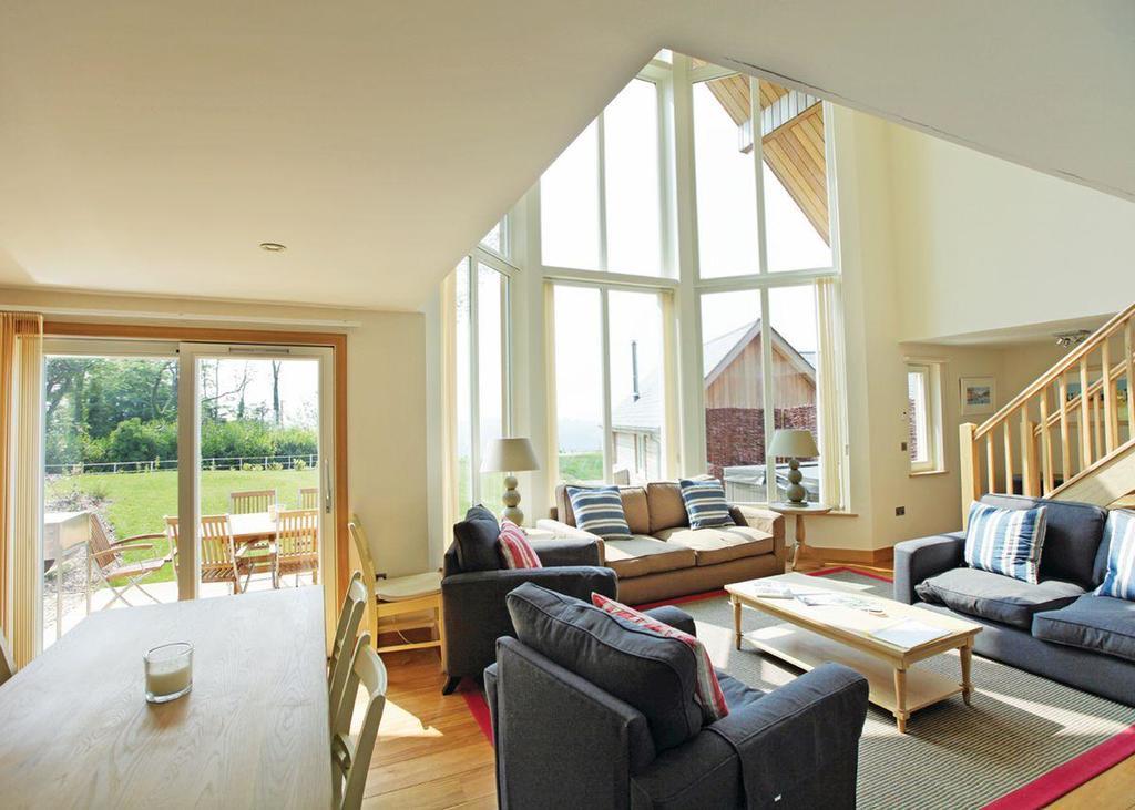 Swandown Lodges Chard Eksteriør bilde